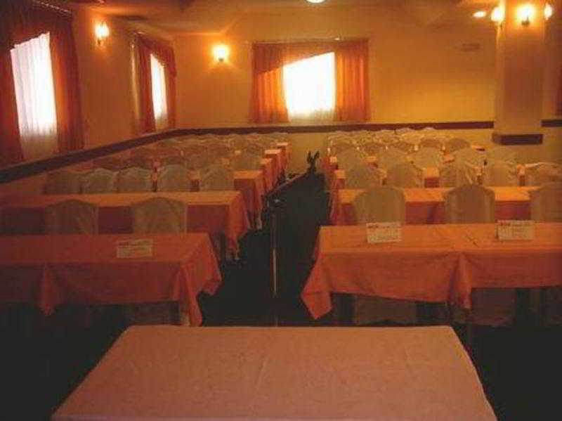 Hotel Diplomat ستروغا المظهر الخارجي الصورة