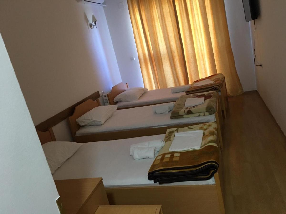 Hotel Diplomat ستروغا المظهر الخارجي الصورة