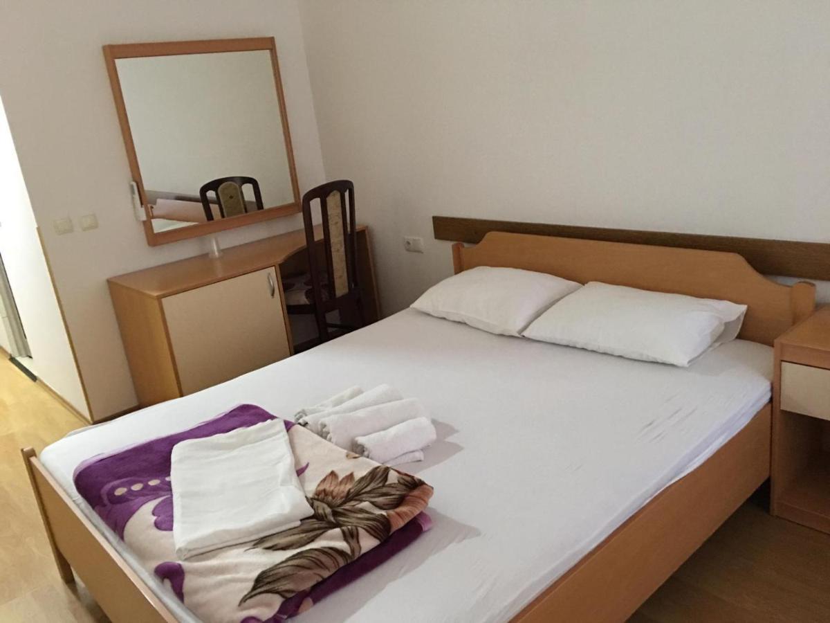 Hotel Diplomat ستروغا المظهر الخارجي الصورة